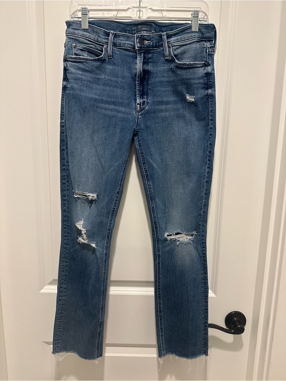 MOTHER Mid rise dazzler ankle fray Distressed “weekend warrior” jeans